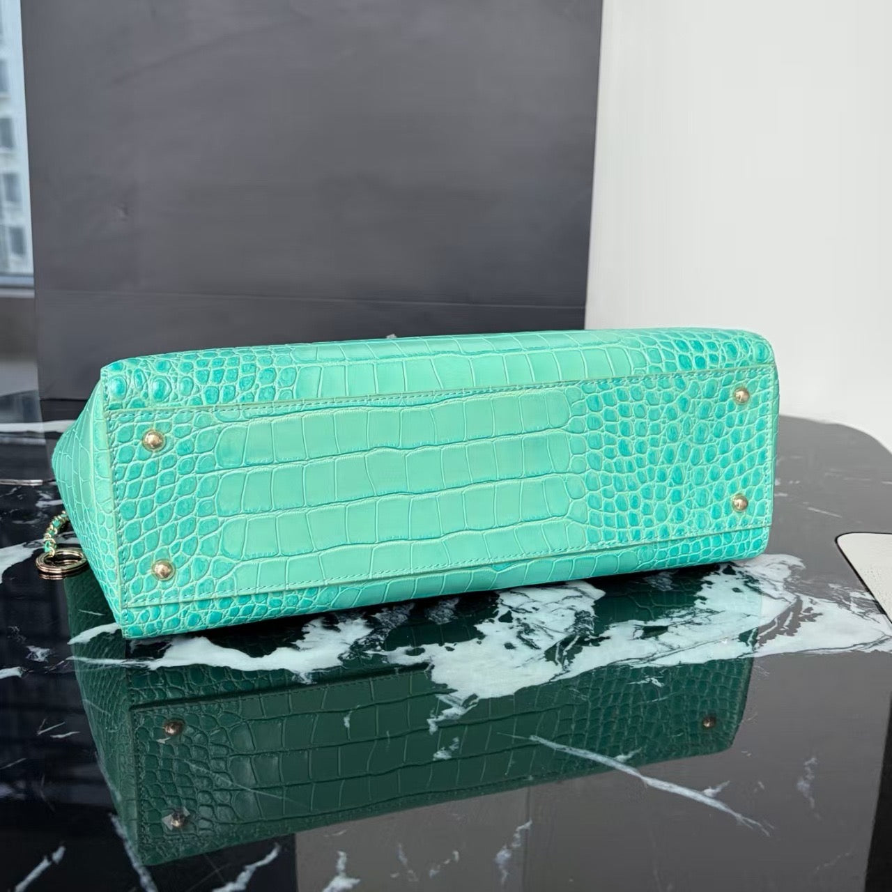 26SS crocodile bag
